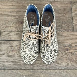 Toms Wedge Booties